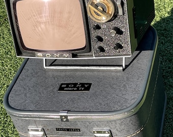 Vintage Sony 5-303W Micro TV – 1960s All-Transistor Portable Television with Case, Manual & Accessories – Complete Collector Set Japan