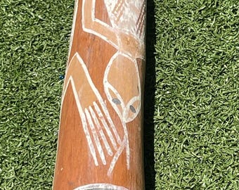 Authentic 59” Vintage Aboriginal Didgeridoo – Hand-Painted Pre-1970 Original