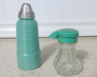 Vintage 1950's Kitchen Shakers