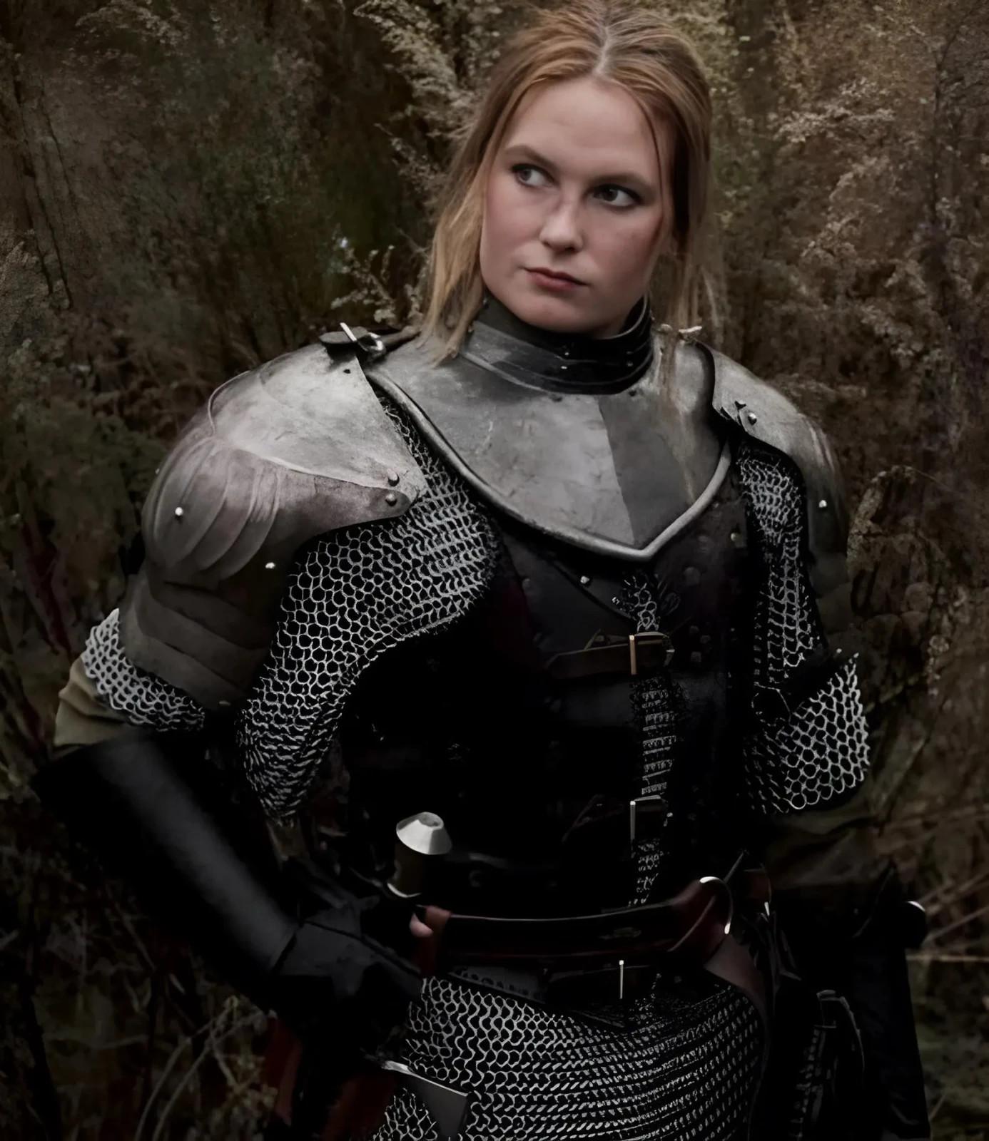 Handmade Steel Gorget & Pauldron Armor – Women's Medieval LARP Costume ...