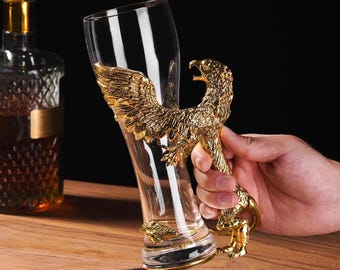 Handcrafted Eagle Beer Glass, Animal Handle Tumbler, Vintage Style Hunting Mug For Him, Rustic Wildlife Glassware with Gift Box