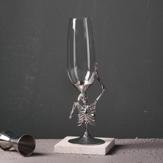 Handcrafted Silver Skeleton Wine Glass: Gothic Skull Toasting Goblet, Dark  Aesthetic Metal Glass, Home Decor Gift