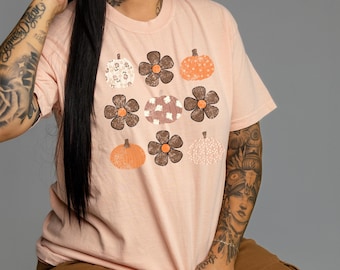 Pumpkin Floral Comfort Colors T Shirt - Cute Fall Graphic Shirt for Women - Pumpkin Patch Tee