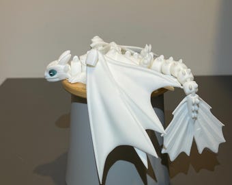 トゥースレスとライトフューリーをイメージした3Dプリントのドラゴン