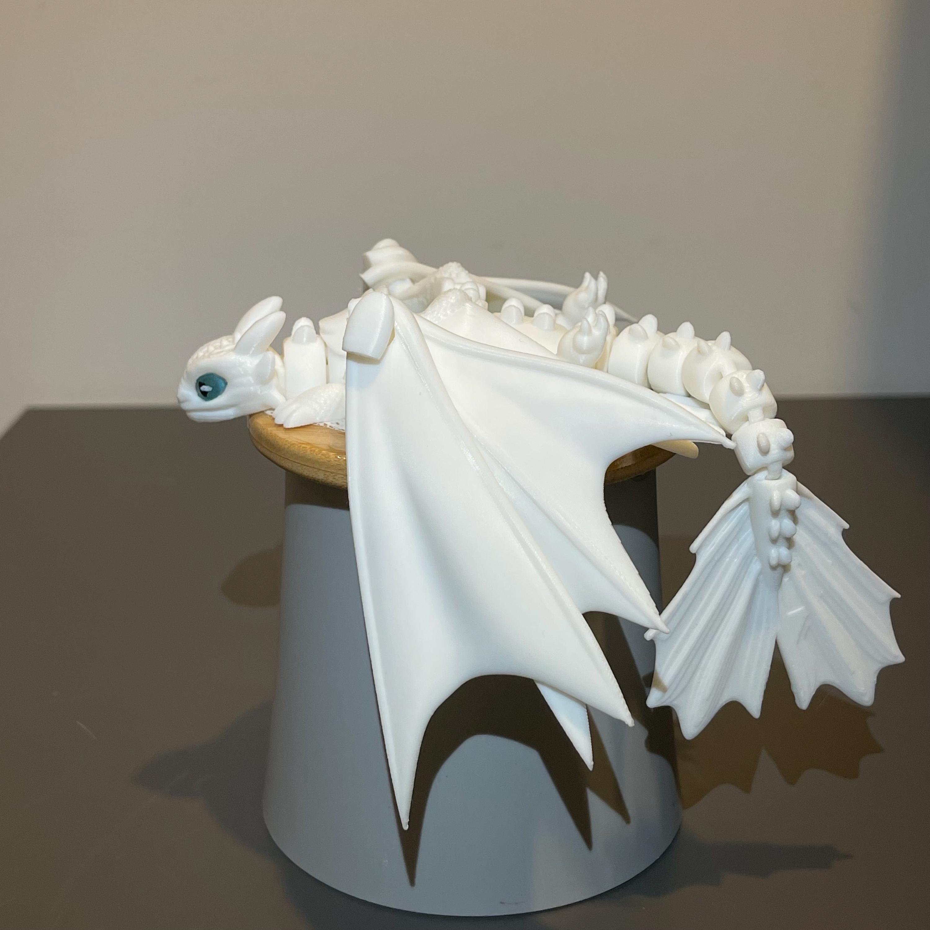 トゥースレスとライトフューリーをイメージした3Dプリントのドラゴン