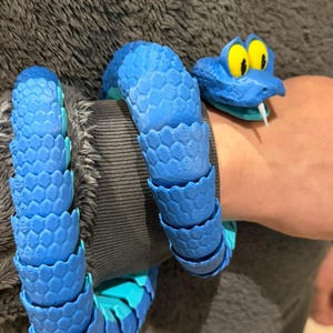 XL Articulated Cartoon 3D Printed Flexible Gary Snake – Blue Snake Figure – Zootopia 2 Collectible Toy Gift
