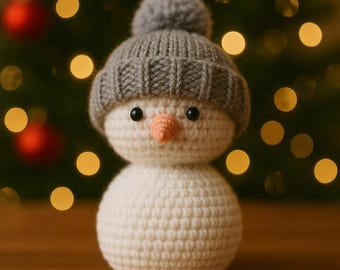 Snowman Family Crochet Pattern | Beginner Amigurumi Winter Decor | Easy Christmas Snowman with Knitted Hat | TinyTailCrochet