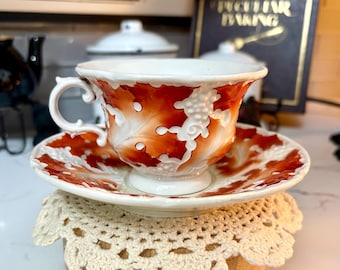 27) Antique Meissen Raised Oak Leaf & Grapes Teacup And Saucer!