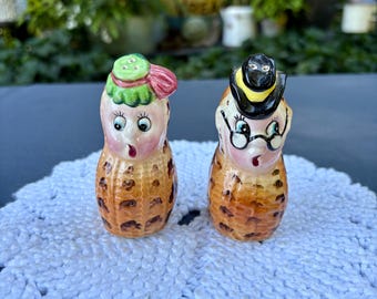 Vintage Japan, Anthropomorphic Mr. & Mrs. Peanut Shakers!