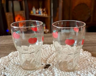 Vintage Pair of Mid Century Modern Tomato Juice Glasses!