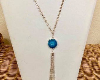 Long blue agate necklace
