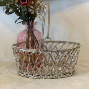 Mid-Century Silver-Plated Woven Basket – Grace in Every Strand
