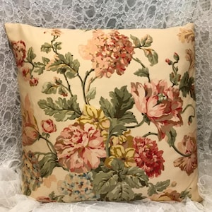 Ralph Lauren Sussex Garden - Etsy Ralph Lauren Sussex Garden Euro Floral & Garden Pillow Shams Set Of 2 29” main image 1