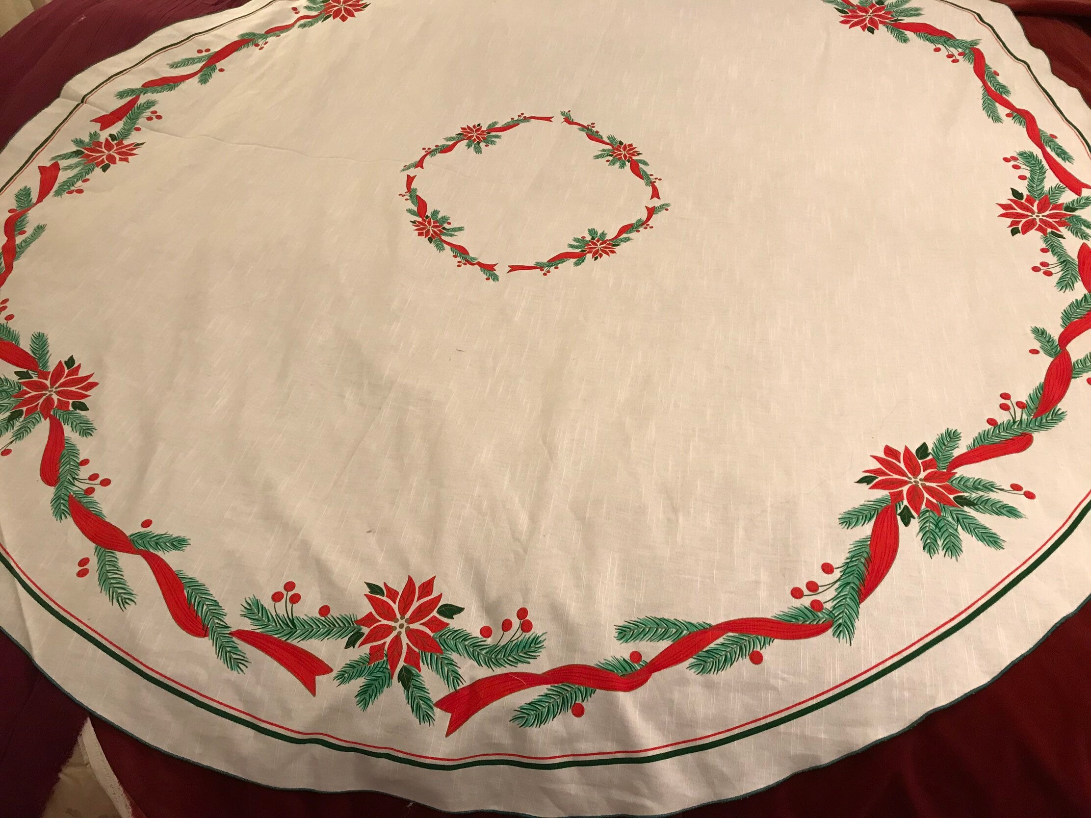 Christmas tablecloth OVAL simple POINSETTIAS with garlands Etsy