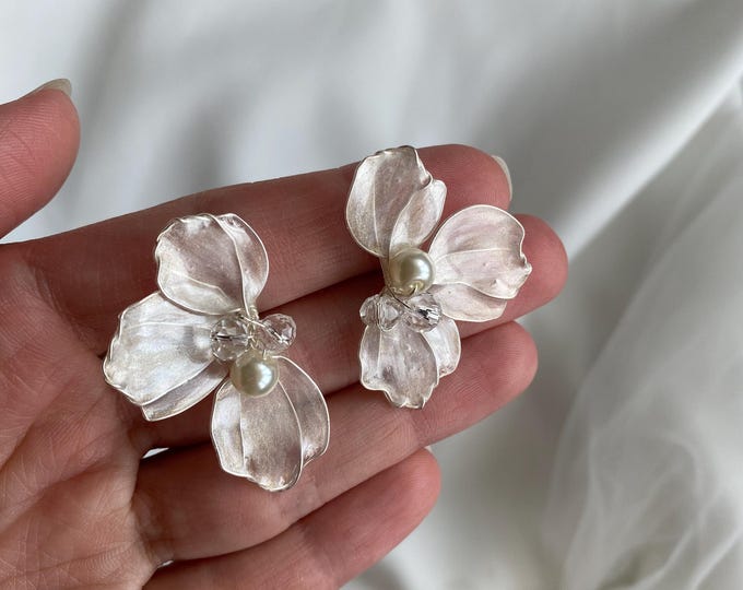 Stained Glass Flower Bridal Earrings: Handmade Wedding Jewelry