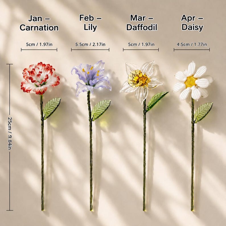 以下が含まれることがあります： 誕生月を表す4本のガラス製の花：赤と白のカーネーション、紫のユリ、白と黄色の水仙、白いデイジー。各茎の長さは25cmで、花の幅はそれぞれ5cm、5.5cm、5cm、4.5cmです。