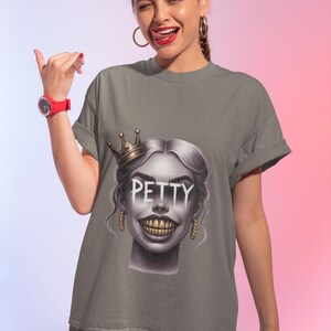 Petty Queen Skull Graphic Tee, Unisex Halloween T-Shirt, Edgy Gift, Casual Streetwear, Trendy Graphic Top