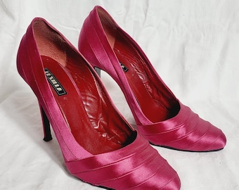 Zapatos de salón Le Silla Vintage de satén / Hechos en Italia / Colección de lujo de los 2000 / Tacones de noche fucsia