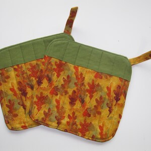 Handmade Metallic Leaves Potholders: Autumn Kitchen Decor, set of 2