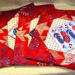 Americana Heat‑Resistant Casserole Mat in 13" Size for Kitchen