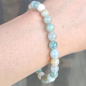 Multicolor Burmese Jadeite Beaded Bracelet – Grade A Natural Gemstone Jewelry, Soft Green, Pale Lavender, White, Honey Yellow 多宝翡翠手串