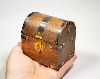 Rustic Mini Treasure chest | Choose a Padlock! | 3.5"