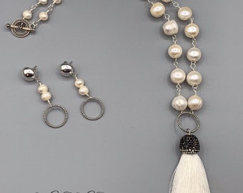 White Tassel Pearl Necklace