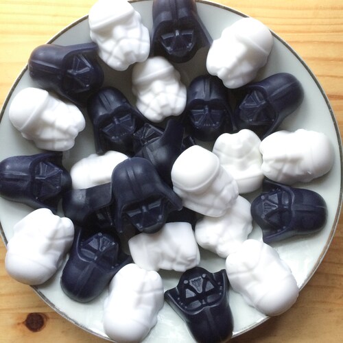 Jabones de Star Wars: Jabón de manos inspirado en Darth Vader y los Stormtroopers, regalo para él.