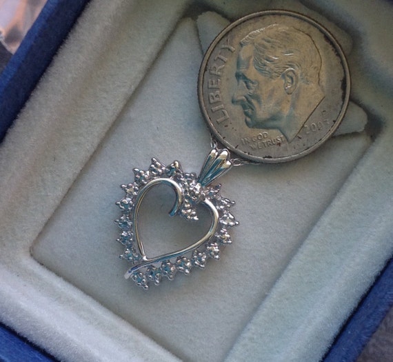 10K white gold diamond heart pendant    VJSE - image 5