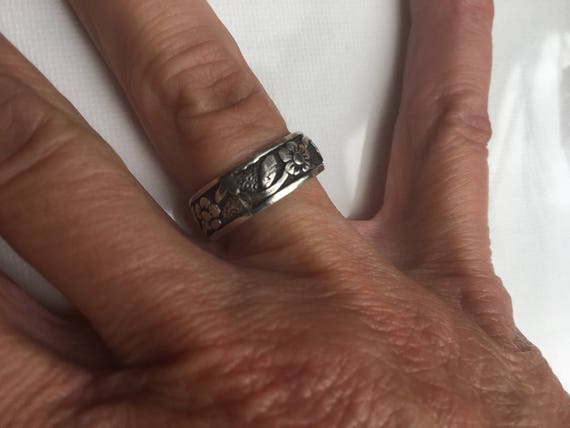 Sterling silver floral ring            VJSE - image 2