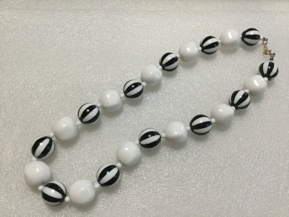 Triffari Black and white lucite beads    VJSE - image 5