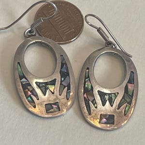 Taxco Mexican 925 vintage Abalone inlay oval sterling silver earrings