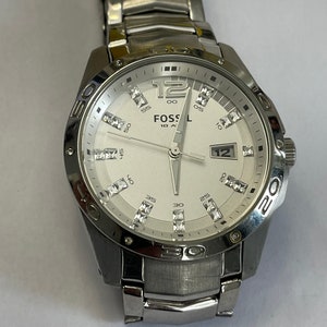 Fossil men s 2025 watch 10 atm
