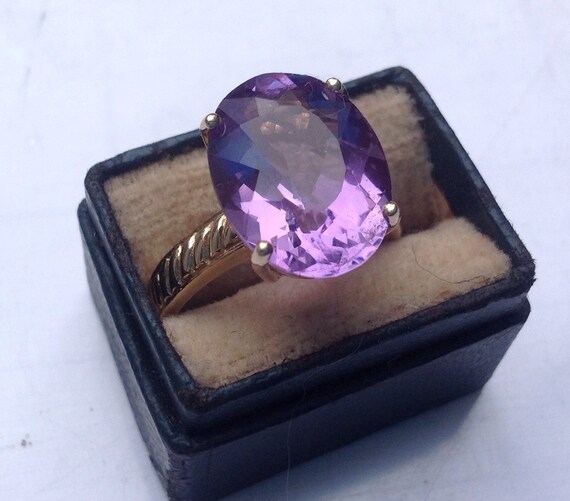 10K yellow gold Victorian Amethyst solitaire ring… - image 2