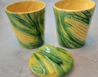 レトロな手描きの陶器製とうもろこしセット：チュリーン、シェーカー