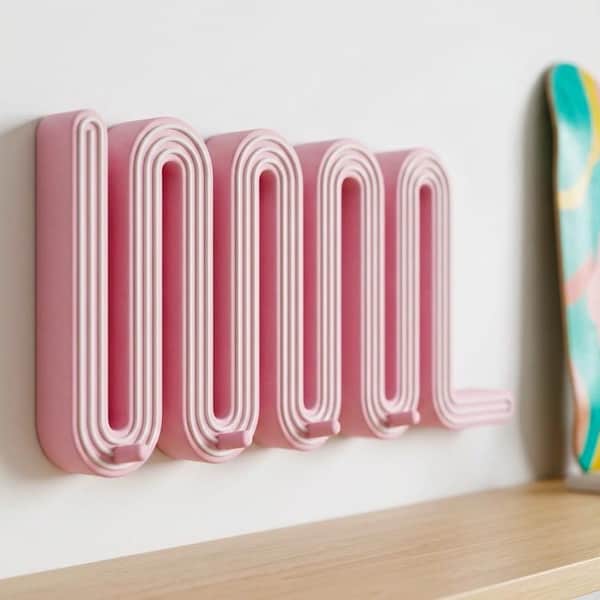 Portachiavi e organizer per accessori moderno di colore rosa – Design minimalista e ondulato di ispirazione scandinava