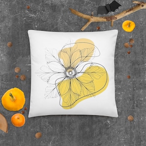 Sunshine Yellow Daisy Pillow: Cheerful Floral Cushion