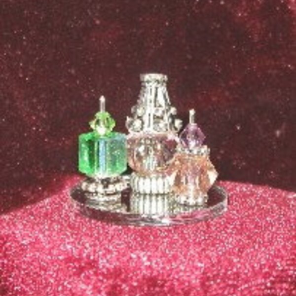 Dollhouse Miniature Toiletries Perfume Powder on Dressing Table Mirror