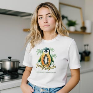 Tropical Penguin T-Shirt - Summer & Vacation Shirt for Women and Girls | Birthday Gift for Ladies - Funny Summer Outfit