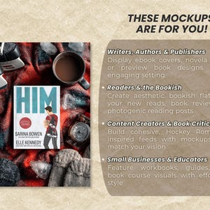 K&ouml;nnte beinhalten: Ein Buchcover-Mockup mit dem Buch HIM von Sarina Bowen und Elle Kennedy, pr&auml;sentiert auf einer rot-schwarz karierten Decke mit Schlittschuhen, einer Tasse mit dunkler Fl&uuml;ssigkeit und einem Kompass. Der Text enth&auml;lt THESE MOCKUPS ARE FOR YOU und Zielgruppen.
