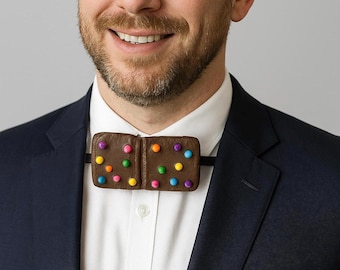 ブラウニーの蝶ネクタイ、チョコレートキャンディーデザートアクセサリー、新郎付添人への結婚祝いギフト