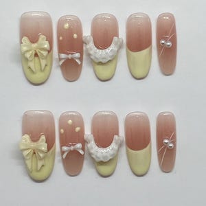 Oval Press On Nails –Long Pink with Green Accent – Handmade Reusable False Nails for Everyday or Special Occasions