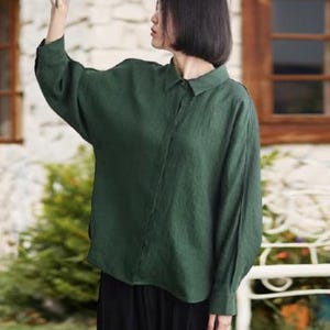Haut en lin à manches longues pour femme, blouse artisanale en lin sur mesure, style vintage, coupe ample, vêtements grandes tailles sur mesure pour femme F238