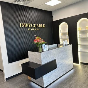 ZheeForm Reception Desk