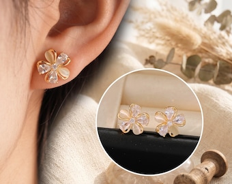 Sterling Silver Flower Earrings, Sparkling CZ Crystal Floral Studs, Cute Minimalist Dainty Earrings, Jewelry Gift for Her
