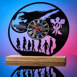 Final Fantasy VII Vinyl Record Clock - Modern Home Decor, Christmas Gift for Him, Gift for Husband, Vinyl Record Clock, Final Fantasy clock