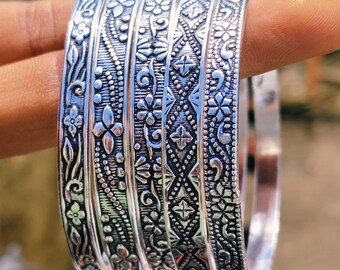 Oxidiertes Sterling Silber Armreif Set: Floral Boho stapelbare Armbänder