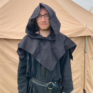 hood in heavy weight black linen fabric