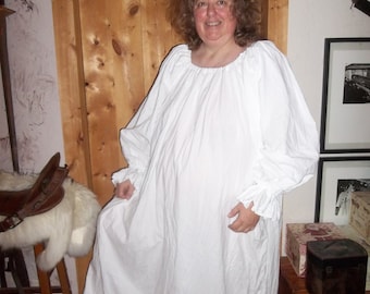 Plus size white cotton muslin chemise to wear under a Medieval/Renaissance gown or bodice and skirt.