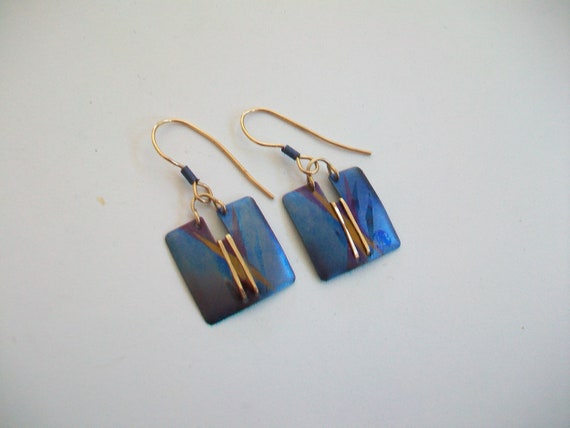 Holly Yashi Niobium blue dangle earrings, gold tri